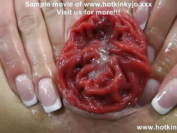 Sexy maid porn gulu la anal likugonana na mbunda yakukhora na pulagi yikuru na prolapse.