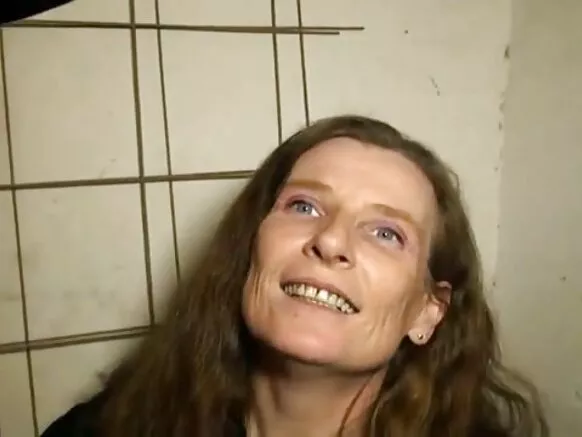Eliza gangbang mu vidiyo ya anal na Mandingo kufuma ku ŵantchito.